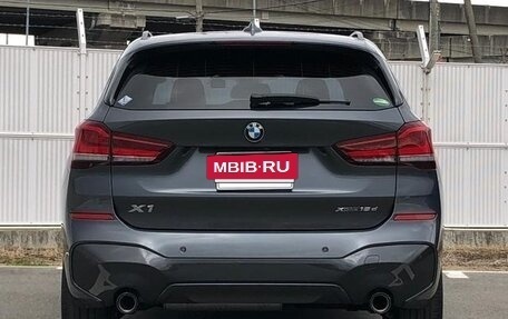 BMW X1, 2021 год, 1 750 000 рублей, 3 фотография