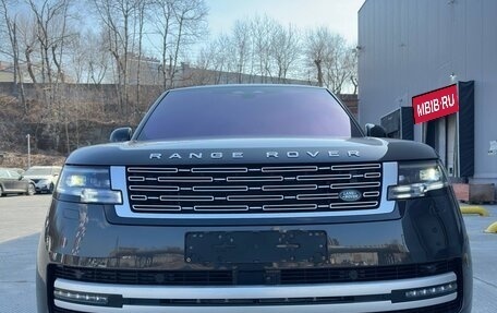 Land Rover Range Rover IV рестайлинг, 2022 год, 18 500 000 рублей, 2 фотография