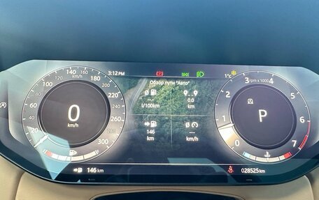 Land Rover Range Rover IV рестайлинг, 2022 год, 18 500 000 рублей, 19 фотография