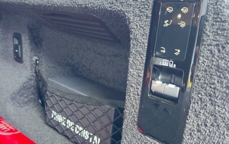 Land Rover Range Rover IV рестайлинг, 2022 год, 18 500 000 рублей, 38 фотография