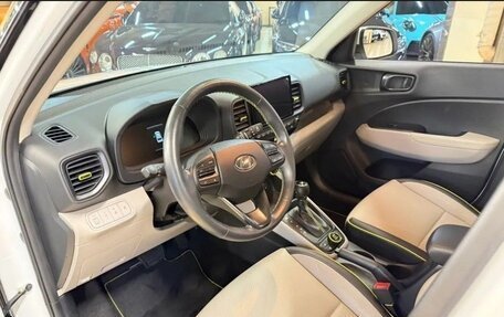 Hyundai Venue I, 2023 год, 1 869 153 рублей, 7 фотография