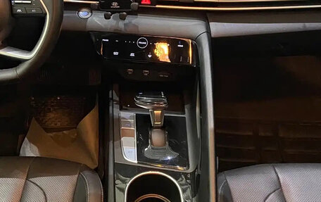 Hyundai Elantra, 2022 год, 1 320 000 рублей, 12 фотография