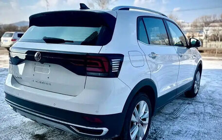 Volkswagen T-Cross I, 2021 год, 1 550 010 рублей, 8 фотография