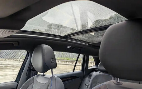 Volkswagen Tiguan, 2025 год, 4 420 000 рублей, 8 фотография