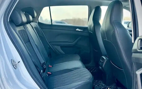 Volkswagen T-Cross I, 2021 год, 1 550 010 рублей, 16 фотография