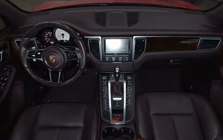 Porsche Macan I рестайлинг, 2014 год, 3 300 000 рублей, 15 фотография