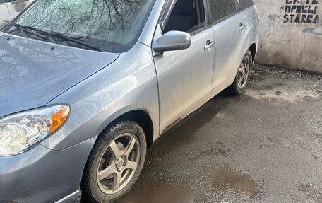 Toyota Matrix, 2006 год, 680 000 рублей, 4 фотография