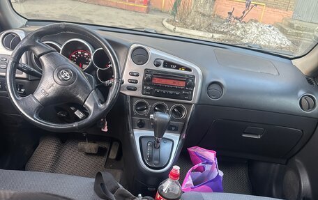 Toyota Matrix, 2006 год, 680 000 рублей, 5 фотография