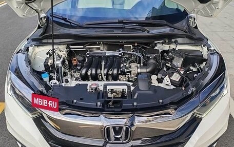 Honda Vezel, 2022 год, 1 360 000 рублей, 12 фотография