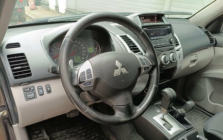 Mitsubishi Pajero Sport II рестайлинг, 2014 год, 1 499 000 рублей, 9 фотография