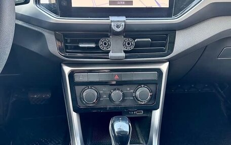 Volkswagen T-Cross I, 2022 год, 1 870 000 рублей, 21 фотография