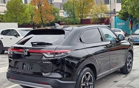 Honda Vezel, 2023 год, 1 790 000 рублей, 4 фотография