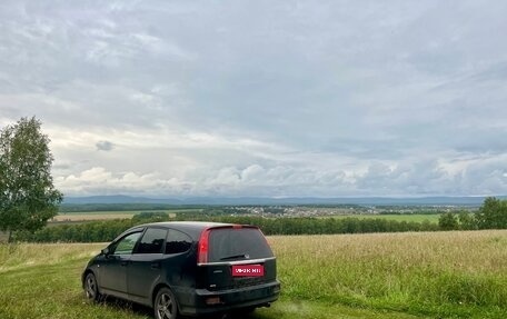 Honda Stream I рестайлинг, 2002 год, 360 000 рублей, 1 фотография