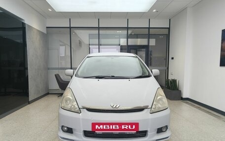 Toyota Wish II, 2003 год, 525 000 рублей, 2 фотография