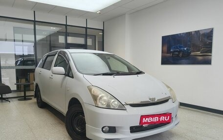 Toyota Wish II, 2003 год, 525 000 рублей, 3 фотография