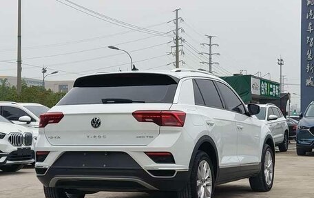 Volkswagen T-Roc I, 2021 год, 1 589 978 рублей, 4 фотография