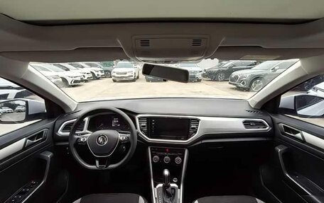 Volkswagen T-Roc I, 2021 год, 1 589 978 рублей, 9 фотография