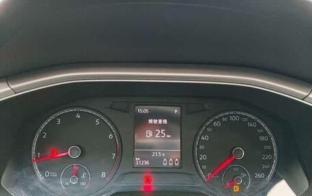 Volkswagen T-Roc I, 2021 год, 1 589 978 рублей, 10 фотография