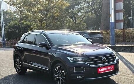 Volkswagen T-Roc I, 2021 год, 1 685 978 рублей, 3 фотография