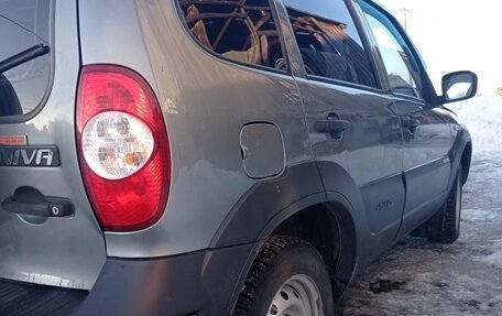 Chevrolet Niva I рестайлинг, 2013 год, 680 000 рублей, 2 фотография