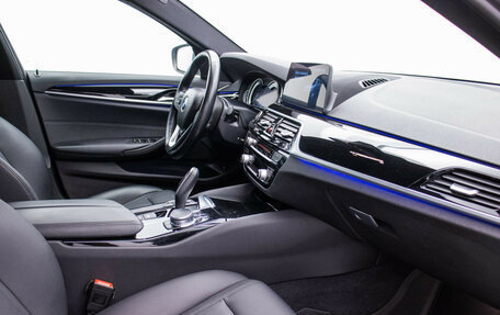 BMW 5 серия, 2017 год, 2 928 000 рублей, 9 фотография