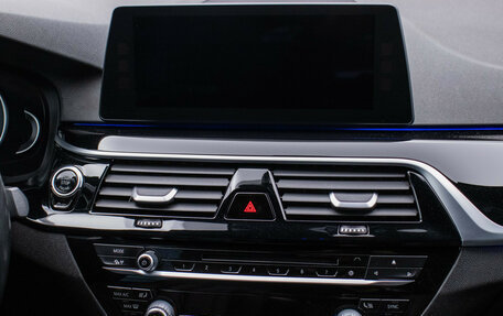 BMW 5 серия, 2017 год, 2 928 000 рублей, 14 фотография