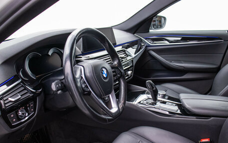 BMW 5 серия, 2017 год, 2 928 000 рублей, 10 фотография