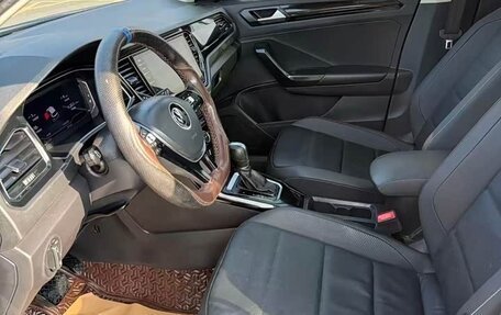 Volkswagen T-Roc I, 2021 год, 1 550 978 рублей, 10 фотография