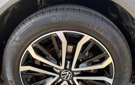 Volkswagen T-Roc I, 2021 год, 1 550 978 рублей, 18 фотография