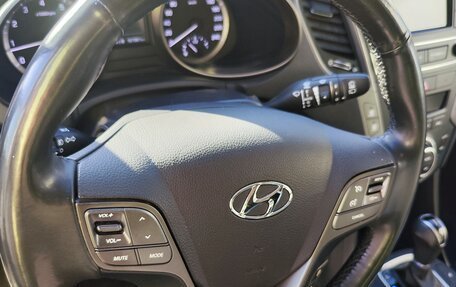 Hyundai Santa Fe III рестайлинг, 2018 год, 2 700 000 рублей, 2 фотография