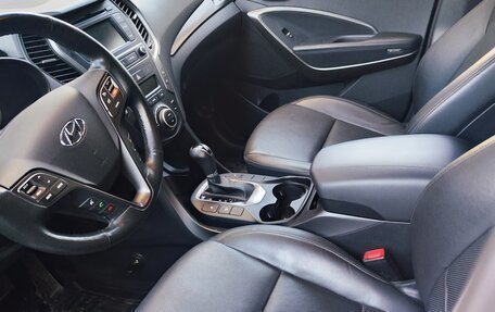 Hyundai Santa Fe III рестайлинг, 2018 год, 2 700 000 рублей, 11 фотография