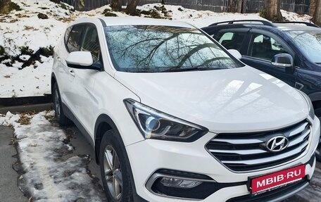 Hyundai Santa Fe III рестайлинг, 2018 год, 2 700 000 рублей, 9 фотография