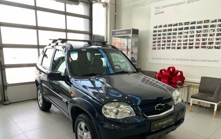 Chevrolet Niva I рестайлинг, 2010 год, 470 000 рублей, 3 фотография