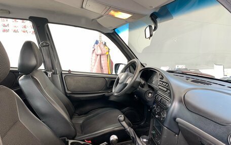 Chevrolet Niva I рестайлинг, 2010 год, 470 000 рублей, 21 фотография