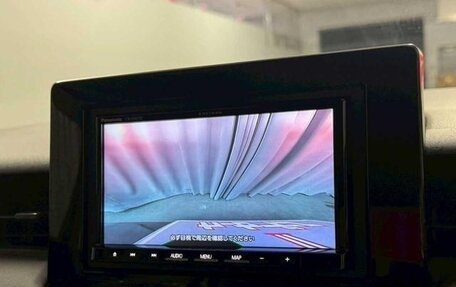 Honda Vezel, 2022 год, 1 990 000 рублей, 13 фотография