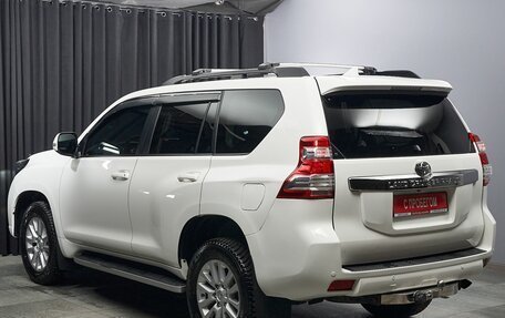 Toyota Land Cruiser Prado 150 рестайлинг 2, 2016 год, 3 499 000 рублей, 6 фотография