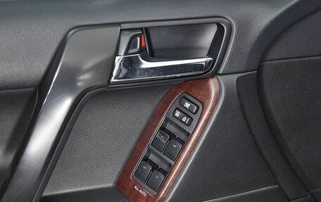 Toyota Land Cruiser Prado 150 рестайлинг 2, 2016 год, 3 499 000 рублей, 9 фотография