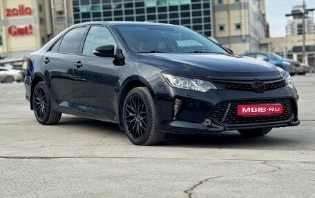 Toyota Camry, 2018 год, 2 250 000 рублей, 8 фотография