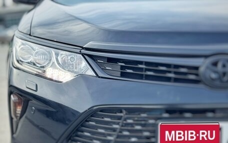 Toyota Camry, 2018 год, 2 250 000 рублей, 10 фотография