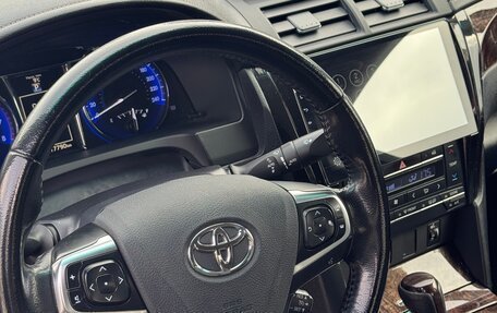 Toyota Camry, 2018 год, 2 250 000 рублей, 16 фотография