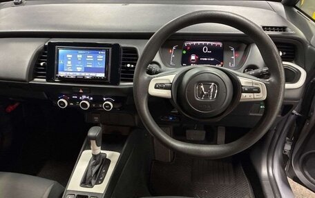 Honda Fit, 2022 год, 1 024 000 рублей, 7 фотография