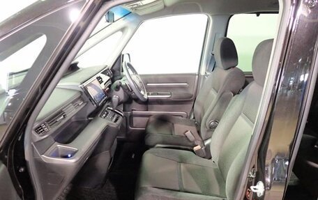 Honda Stepwgn IV, 2021 год, 2 100 000 рублей, 8 фотография