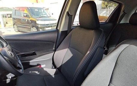 Toyota Vitz, 2017 год, 750 000 рублей, 4 фотография