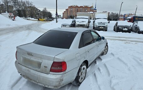 Audi A4, 2000 год, 450 000 рублей, 4 фотография