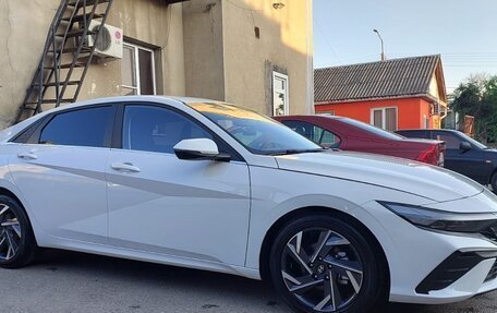 Hyundai Elantra, 2024 год, 1 950 000 рублей, 6 фотография