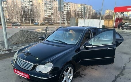 Mercedes-Benz C-Класс, 2002 год, 400 000 рублей, 2 фотография