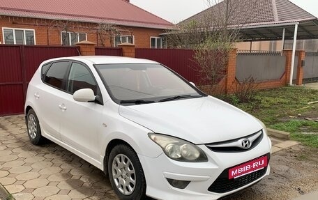 Hyundai i30 I, 2011 год, 650 000 рублей, 3 фотография