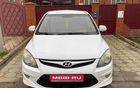 Hyundai i30 I, 2011 год, 650 000 рублей, 2 фотография