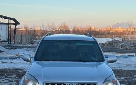 Toyota Land Cruiser Prado 120 рестайлинг, 2008 год, 2 690 000 рублей, 2 фотография