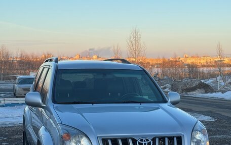 Toyota Land Cruiser Prado 120 рестайлинг, 2008 год, 2 690 000 рублей, 3 фотография